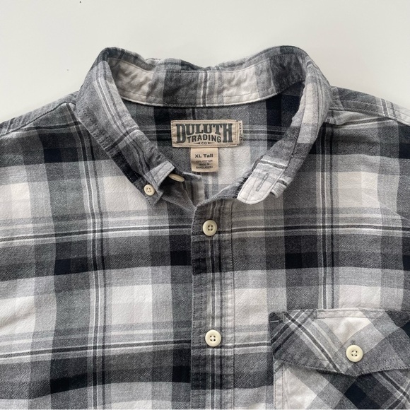 Duluth Training Company Men's White Black Plaid Flannel Button Down Size XL TALL - Picture 3 of 6
